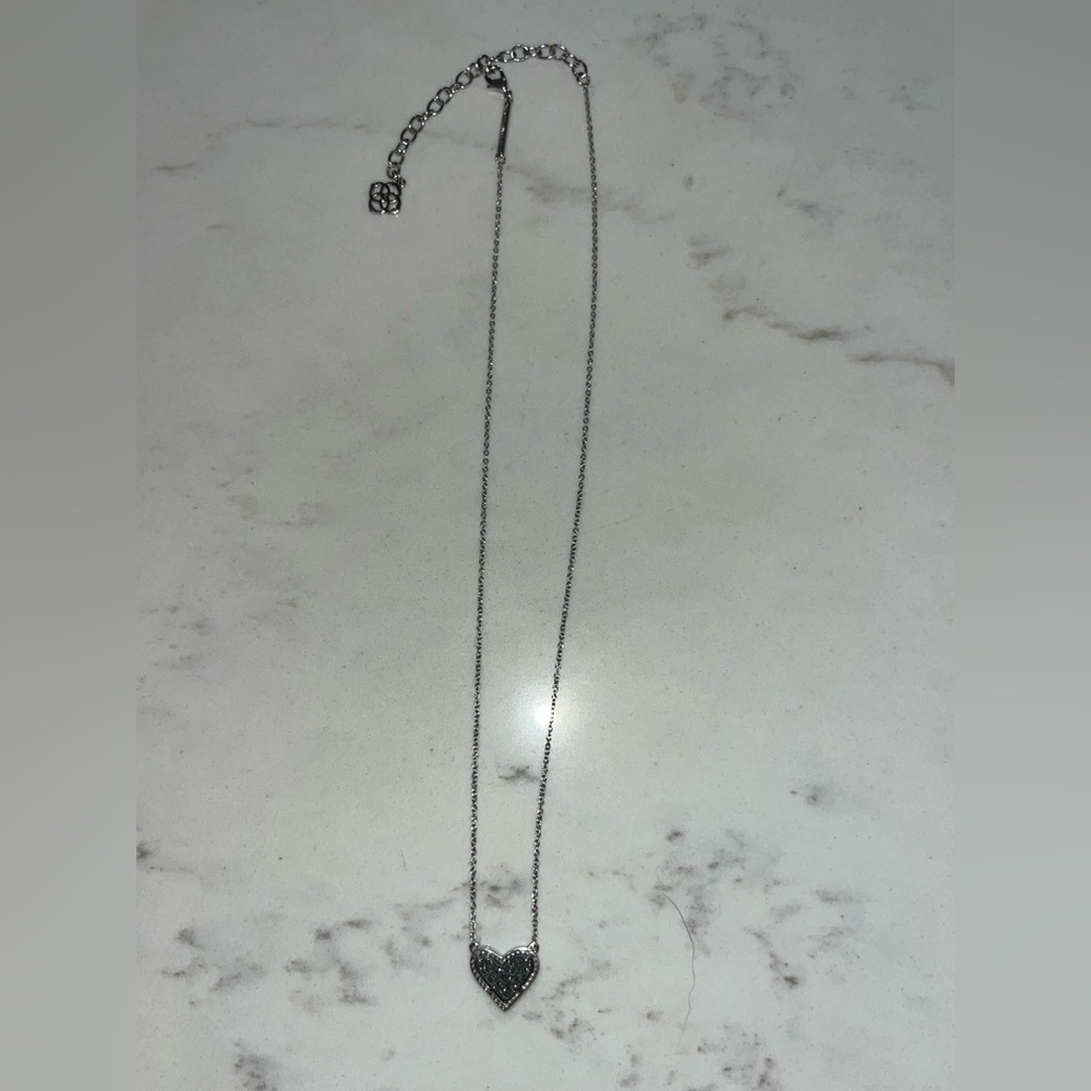 Kendra Scott heart necklace!